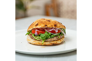 Merlo - italian sausage, red, onion, rocket   option: bbq sauce or mayonnaise