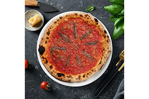 Madam Mary - Napoli sauce, fresh garlic, anchovies, oregano