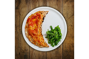 4 Cheese Quattroformaggi - mozzarella, basil. gorgonzola, smoked scamorza, parmesan