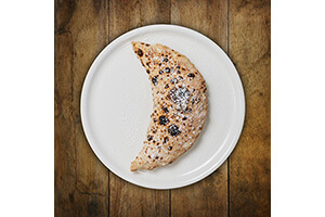 Calzone Nutella with seasonal fruit