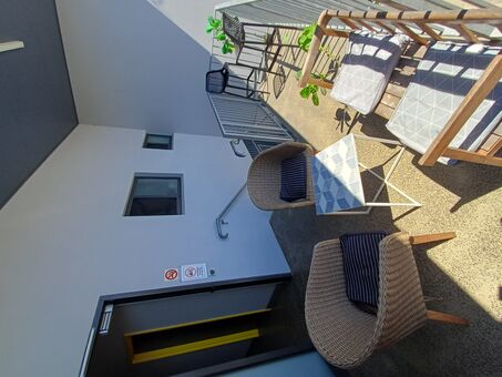 Back landing | Back Landing | Alberts Hostel - Twin Bed - Shared Room