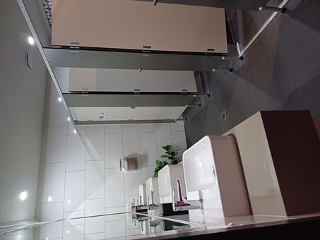Shared bathroom | Shared bathroom facilities | Alberts Hostel - Twin Bed - Shared Room